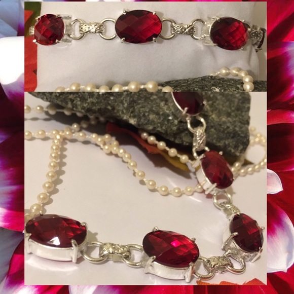 Radiant Garnet Gemstone Handmade Toggle Bracelet - Picture 4 of 6